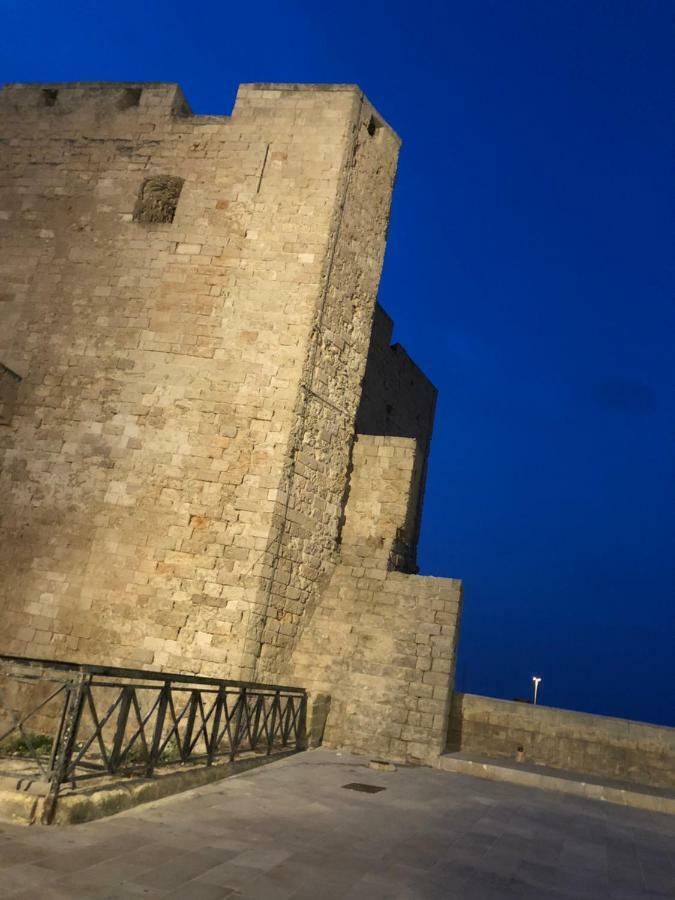 Casa Vacanze Antiche Mura E Poi โมโนโปลี ภายนอก รูปภาพ